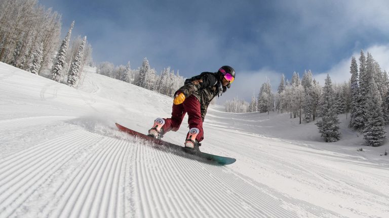 sb_2324_aw_daylifttickets_img_720_60-768x432